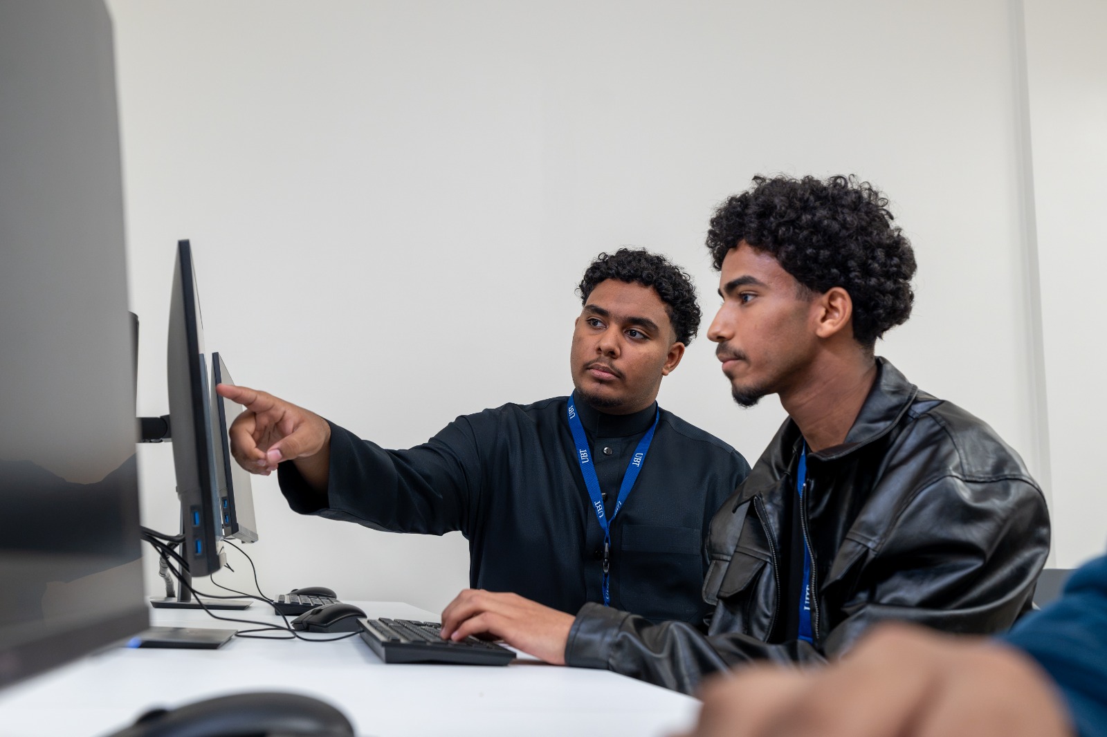 Mawhiba Academic Enrichment Program Continues Its Educational Journey at the University of Business and Technology Amid Strong Student Engagement and Creativity